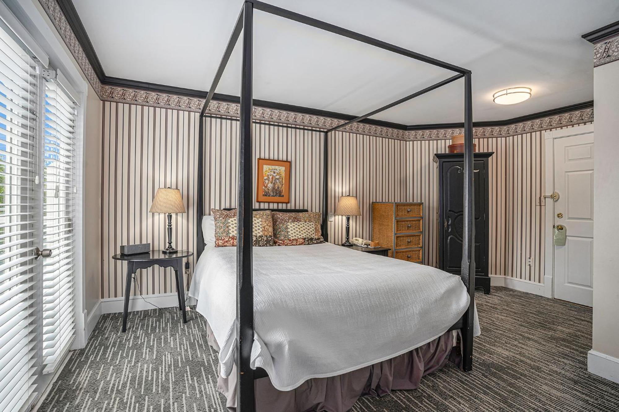 Harbor House Inn Grand Haven Extérieur photo
