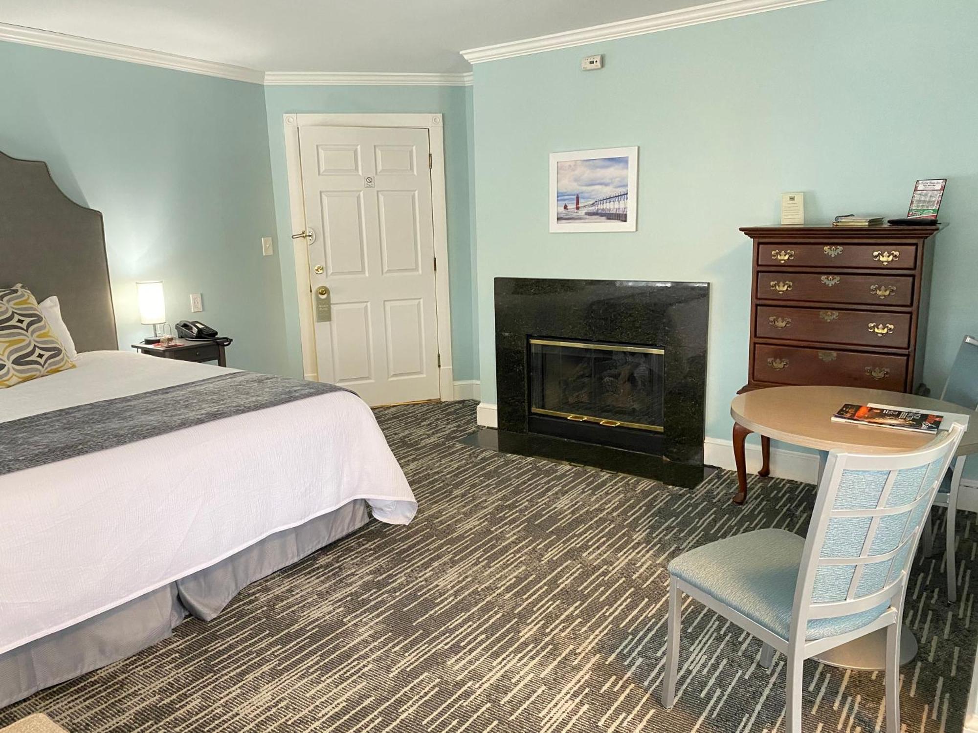 Harbor House Inn Grand Haven Chambre photo